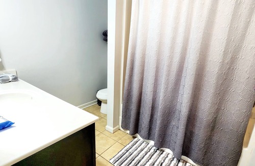Florence House | Crystal Guest House Near MUSC Hospital