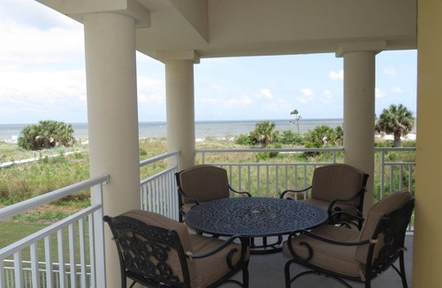 Daufuskie Island Villa | Daufuskie Island SC Spacious 3 Bedroom Ocean Front Condo