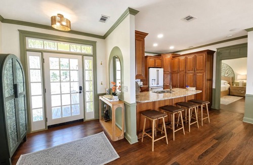 Melrose on the Beach Cottage | Daufuskie Paradise, Oceanfront 3 Suite Cottage with Huge Porch