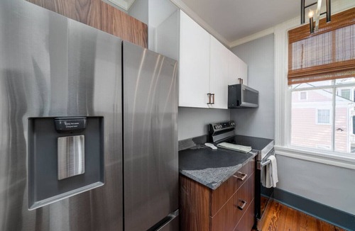 Downtown Charleston Apartment | Designer Suite in the Heart of Charleston