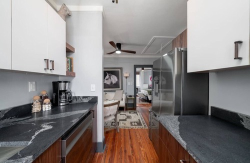 Downtown Charleston Apartment | Designer Suite in the Heart of Charleston