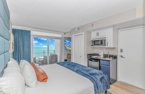Downtown Myrtle Beach Apartment | Direct Ocean Front Studio Newly Renovated!