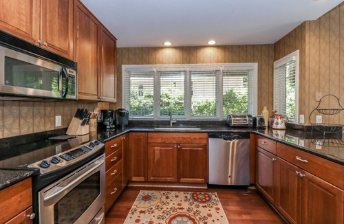 Heritage Woods House | DOG FRIENDLY, Three Bedroom Near Ocean Sea Pines Home with a Private Pool!