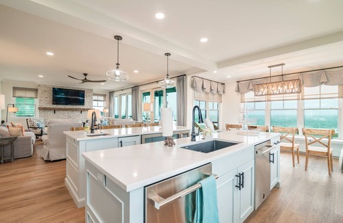 Pawleys Island House | Dolphinview on Pawleys Island With Creek Dock, Oceanfront & More!