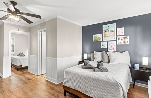 Carolina Beach Hotel | Double Room with Kitchenette Hotel- 2 Pools, Near Beach/Boardwalk, No Pets