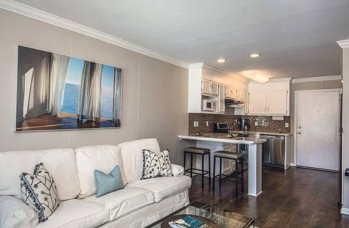 Ansonborough Condo | Downtown Charleston! Walking distance to The Battery!