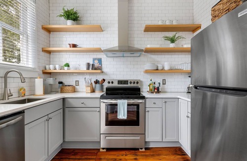 Cannonborough Elliotborough House | Downtown Historic Home Close to Neighborhood Shops