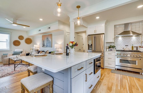 Charleston Apartment | Dtwn Retreat w/Game Room! Walk to Hampton Park