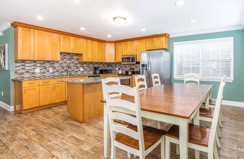 Tybee Island House | Dune Villa | Mid Island, 3 Living and Kitchen Spaces in One Villa