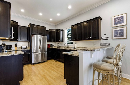 Myrtle Beach House | 🏖️Easy Walk to Beach | 5BR | Sands Beach House 305🏖️