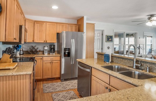 Beachwalk House | Ebb Tide Beach Cottage on Harbor Island: Ocean Views, Resort Pool, and Family Fun!