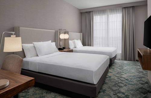 Old Village Historical District Hotel | Embassy Suites by Hilton Charleston Harbor Mt. Pleasant