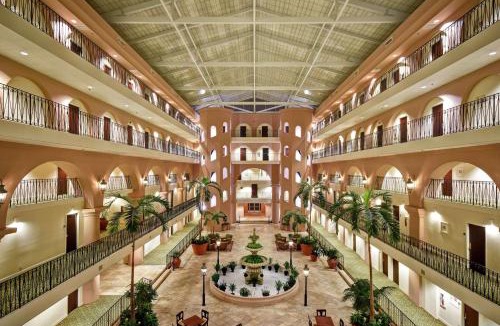 Downtown Charleston Hotel | Embassy Suites Charleston - Historic District