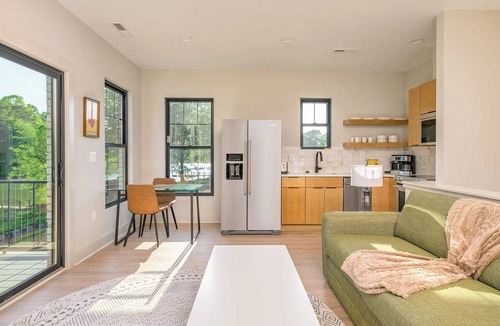 Mount Mourne Apartment | Energetic Lakeview Loft