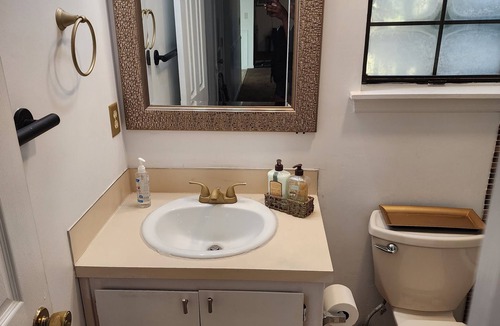 Ladson House | Entire 3-bedroom 2 Bath Home mins from Charleston