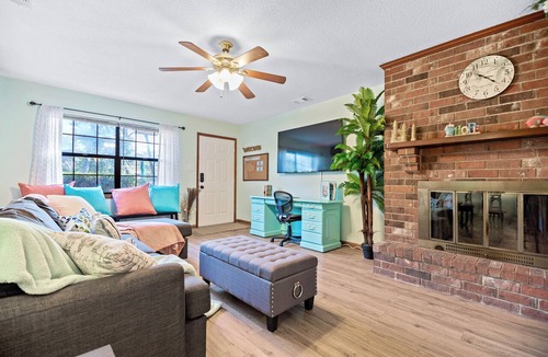 Montgomery House | Entire Private Home: Side-by-Side Duplex Units!