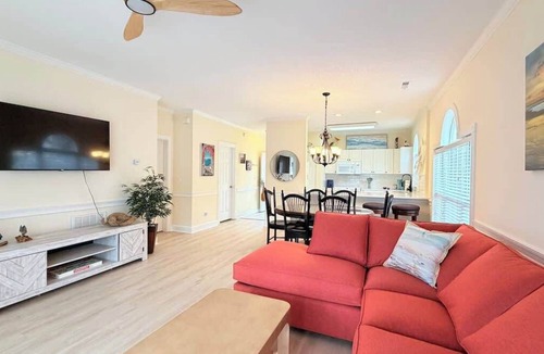 Central Myrtle Beach Apartment | Fabulous first floor two bedroom Golf View condo