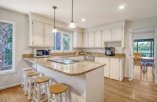 West Beach House | Fabulous Golf and Lagoon Views