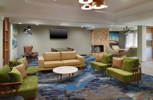 North Charleston Hotel | Fairfield Inn & Suites Charleston North/University Area