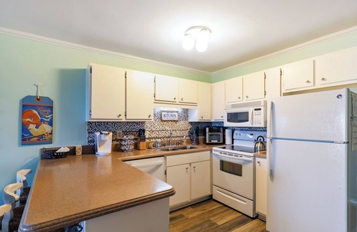 Surfside Beach Condo | FALL SALE 10-15% Off DIRECT BEACH 1st floor Unit No Stairs. Steps to Pool/Beach