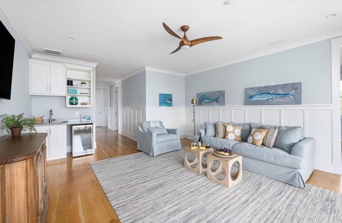 Isle of Palms House | Family Friendly -Elegant Stay with Pool & Views