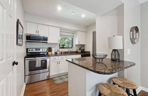 Tarpon Pond Villa | Family -friendly retreat with a short walk to the beach and club area.