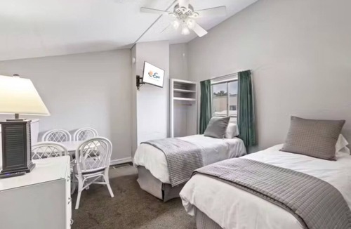 North Forest Beach Resort | Family Fun Stay | Pickleball & Pool | Near Coligny Beach & Palmetto Dunes Club