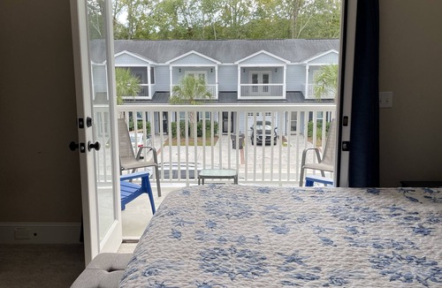 Mount Pleasant House | Family sized townhome! Close to Shipyard Park. Long term stays welcome!