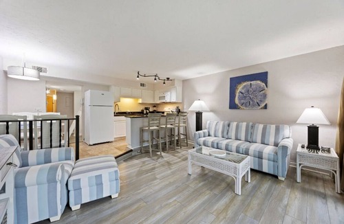 North Forest Beach Resort | Family Vacation | Hilton Head Spacious Villas & Poolside Relaxation