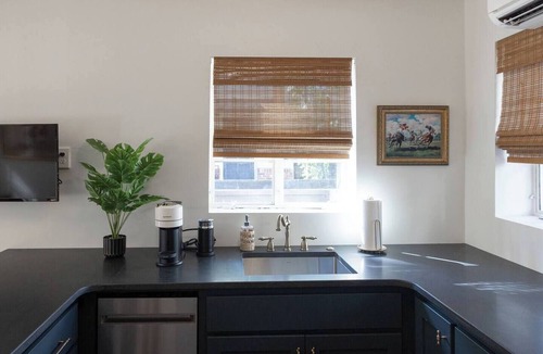 Shandon Apartment | Fantastic 1BR · Near Fort Jackson & Devine St