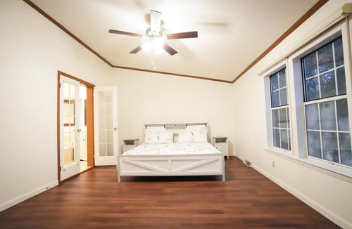 Concord House | Farm Stay at Golden Meadows