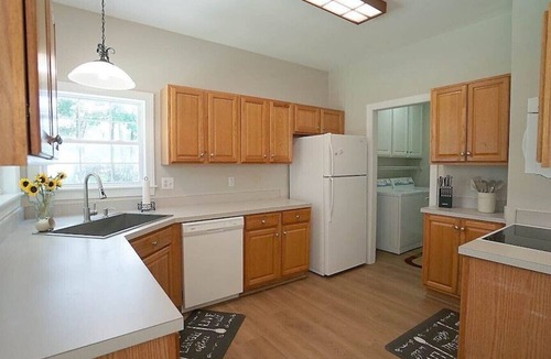 Wake Forest House | Fenced yard close to downtown Wake Forest and 20 min to Raleigh