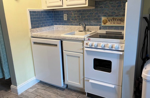 Saint Helena Island Apartment | Fripp Island Dog Friendly Getaway; Located At The Beach Access: OPEN ALL WINTER