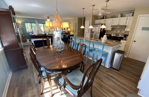 Saint Helena Island House | Fripp Island home golf cart Included- Updated- Ready to Go