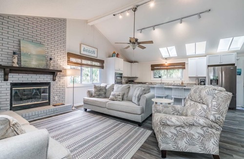 Saint Helena Island House | Fripp Island/Multi Family Friendly/Dog Friendly/Spacious 3rd Row home/6 Seater Golf cart incl/-703 Amberjack
