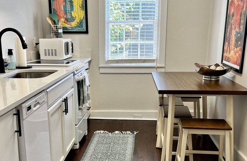 Downtown Charleston House | Fully Remodeled Duplex ★ Only Steps Away From MUSC