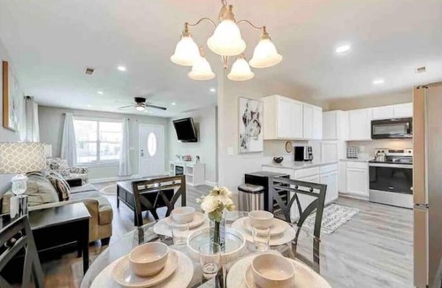Johns Island House | Furnished Executive Home - Ideal for Travel Nurses & 30-Day+ Stays