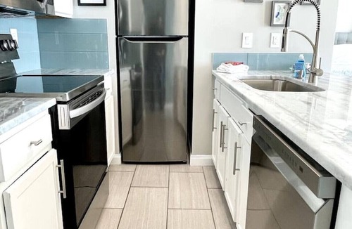 Downtown Myrtle Beach Condo | Gone Coastal/Prime Location