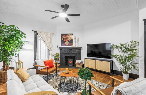 Thomasville House | Gorgeous home in historic Downtown Thomasville 5bd/2bath sleeps up to 15 people
