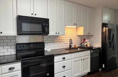 Fayetteville House | gorgeous house central to shopping, military base and hospitals. Best schools