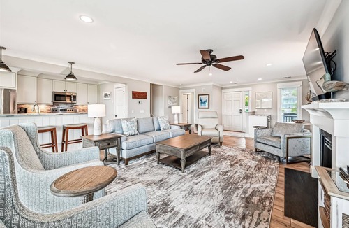 South Beach Villa | Gorgeous Views of the Braddock Cove from Luxury 3BR Townhome!