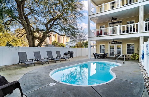 Crescent Beach House | Grand Ocean Getaway III, Private Pool !
