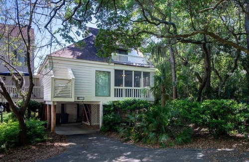 Spinnaker Beachhouses Villa | Great 2 Bedroom Spinnaker w/Golf/Lagoon Views! Amenity access included! Screened Porch!