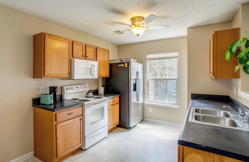 Blythewood House | Great for Military Families! Quiet Columbia Home