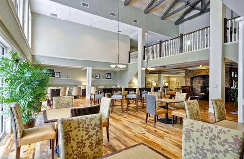 Mount Pleasant Hotel | Hampton Inn & Suites Charleston/Mt. Pleasant-Isle Of Palms