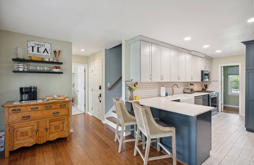 Hanahan House | Hanahan Haven GameRoom Bikes FirePit Dog & Family Friendly