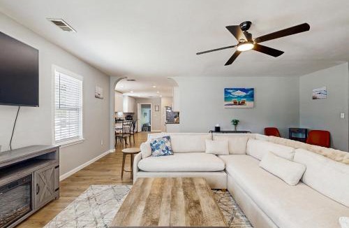 Hanahan House | Hanahan Hideaway
