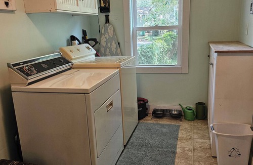 Port Royal House | Happy Blue Bungalow, quiet neighborhood, huge porch, fenced yard, pet friendly