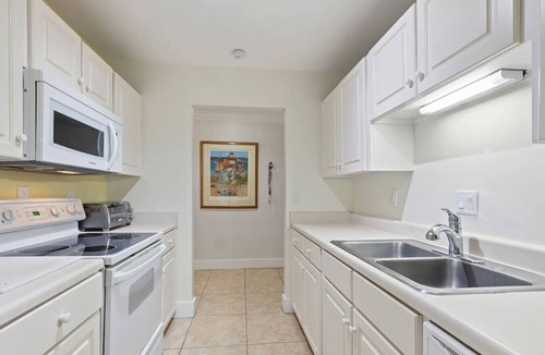 Harbour Town Villa | Harbour Town Retreat Steps to Marina Pool & Golf in Sea Pines