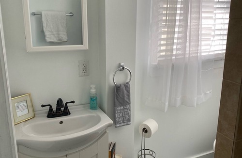 Westside House | Hidden Bungalow